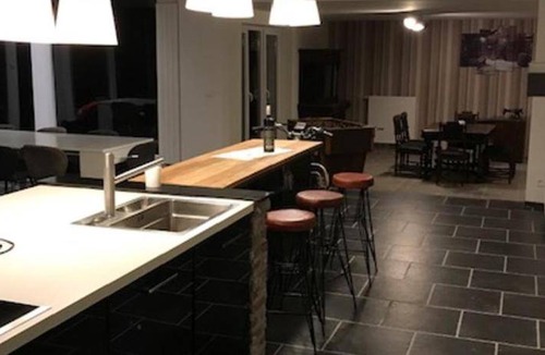 Neeroeteren House | 200 m² House ∙ 3 bedrooms ∙ 10 guests