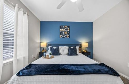 Pleasant Valley Apartment | 2BR Modern Hideaway near Downtown, Gated, Pool