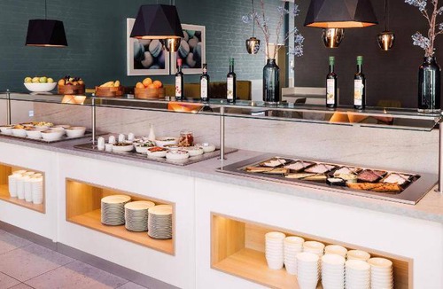 Kloten Hotel | 32 m² Hotel ∙ 10 guests