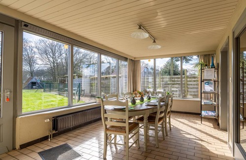 Grote-Brogel House | 3720 m² House ∙ 8 bedrooms ∙ 20 guests