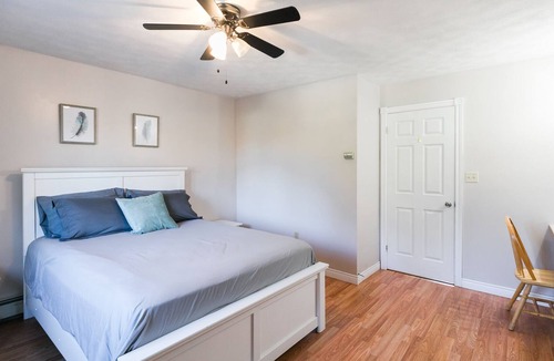 Charlottetown House | 5bd 2bt - Min from Charlottetown - Sleep 9
