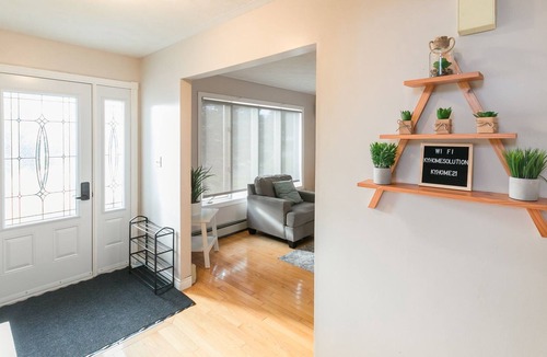 Charlottetown House | 5bd 2bt - Min from Charlottetown - Sleep 9