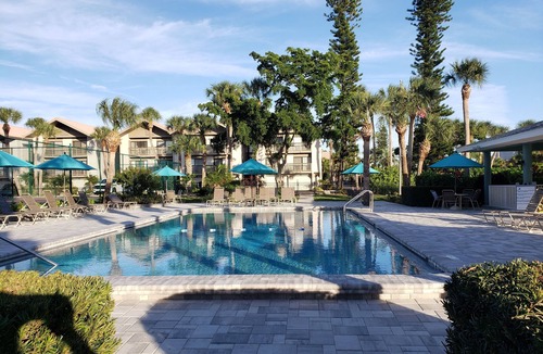 Siesta Key Condo | 5th Floor Siesta Key Condo Across From Pristine Sand & Blue Waters 2bd/2b Views