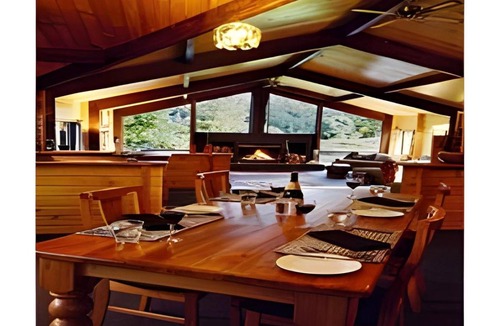 Franz Josef Glacier Hotel | 64 m² Hotel ∙ 3 guests