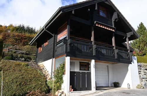 Chamoson Other | 81 m² Accommodation ∙ 2 bedrooms ∙ 5 guests