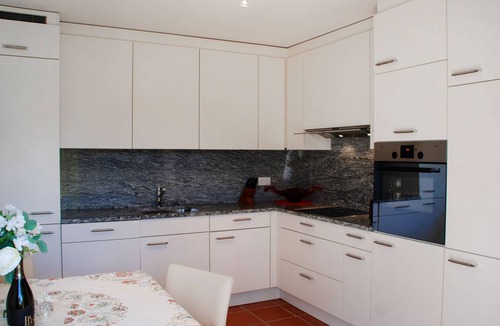 Riazzino Apartment | Agarone Agarone in Agarone