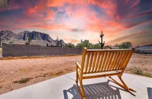 Apache Junction House | Boulder Apache Junction