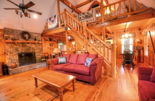 Sylva Cabin | Cabin ∙ 1 bedroom ∙ 6 guests