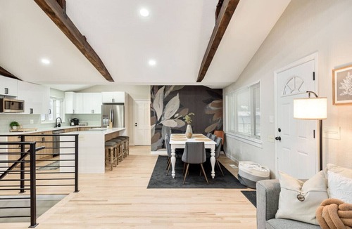 Southeast House | Château des Fleur-Min to Wash Park & DT Denver