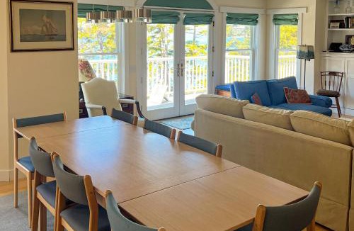 Seal Cove House | Compass Rose