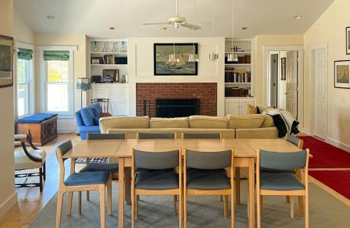 Seal Cove House | Compass Rose