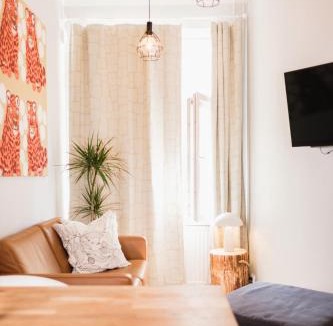 Hietalahti Apartment | Cozy and stylish studio in Kamppi