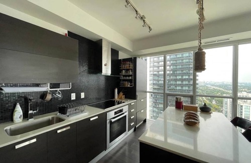 North York Apartment | Cozy Condo, North York, Dir Subway Acs