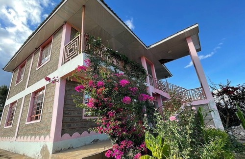 Machakos Apartment | Cozy1-bedroom with WIFI, Pool in enchanting Machakos 4