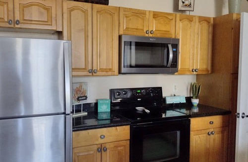 Kissimmee Condo | ⭐ FIVE STAR CONDO! SALE*PREMIER HOST*MINUTES TO DISNEY*GREAT PRICE&LOCATION⭐
