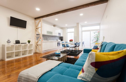 Alfama Apartment | FLH Graça Artistic Studio