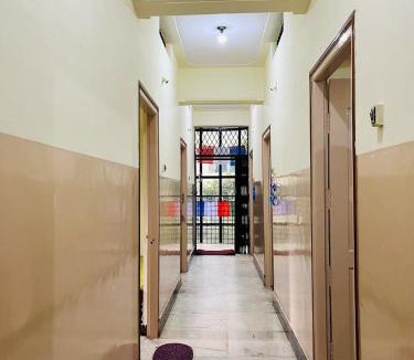 Gokulam Hostel | Gorover Hostel