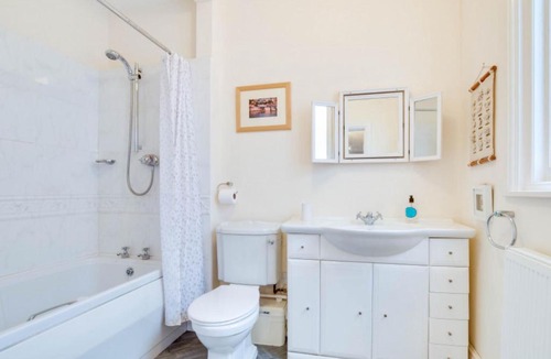Dartmouth House | Holiday Home Bayards by Interhome
