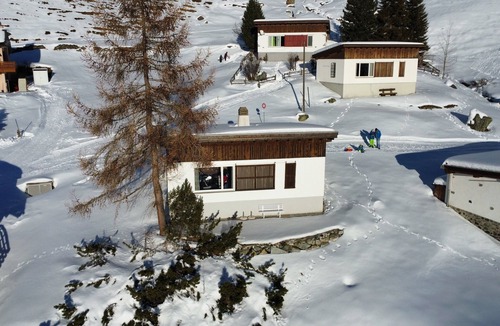 Bivio House | Holiday home Chesa Pitschna – Idyllic vacation home for unforgettable days