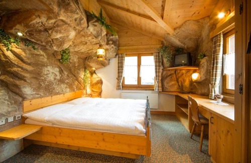 Saas Almagell Hotel | Hotel ∙ 4 guests