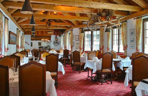 Zermatt Hotel | Hotel ∙ 4 guests