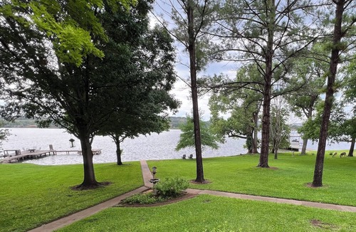 Burnet House | Inks Lake Open Water and Pet friendly home