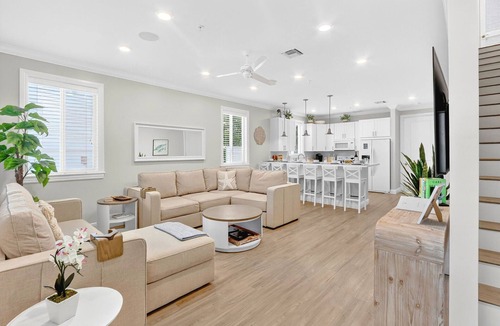 Islamorada Villa | Isla Honeydew: 3 En-Suite Bedrooms, Pool, Dock