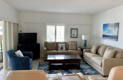 Siesta Key Apartment | Island House Beach Resort 6S