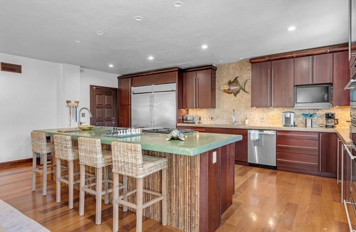 Islamorada House | Island pool home awaits in Islamorada's Port Antigua