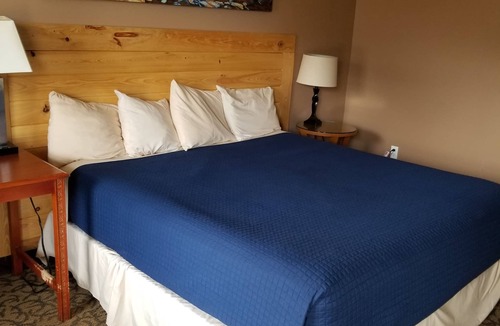 Eunice Hotel | L'Acadie Inn & RV Park
