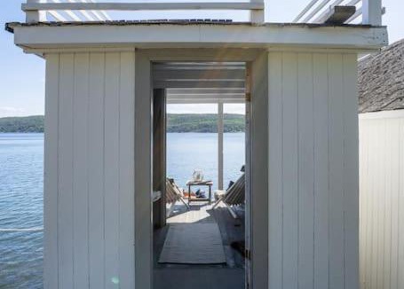 Nesoddtangen House | Lekkert gjestehus ved sjøen