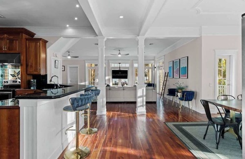Islamorada House | Ocean Villa | BeachFront Paradise by Glam Homes
