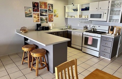 Ualapue Condo | Oceanfront! Wavecrest Building "A" on the Island of Moloka'i.