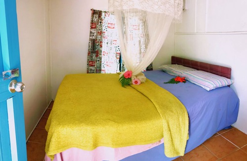 Lenakel Bed & Breakfast | Quarumanu Area