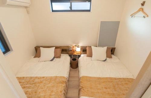 Sumida House | RIAUS 新築一軒家貸切 最大6名 family歓迎 空港や観光地直通