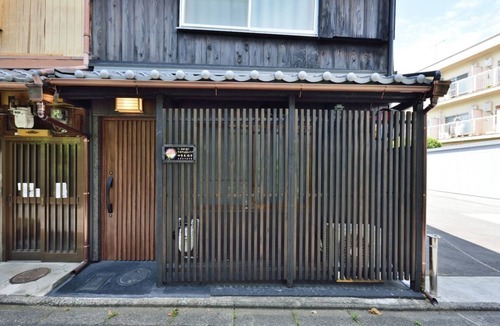 Higashiyama Apartment | Shiki Tofukuji 7 min walk to JR Tofukuji stn.