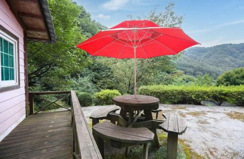 Danyang House | Sobaeksan Log Pension