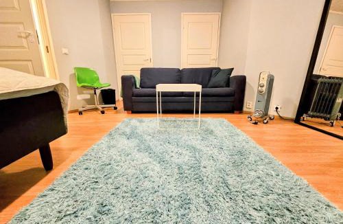 Kerava House | Tilava ja tunnelmallinen 26m2 huone max kuudelle hengelle