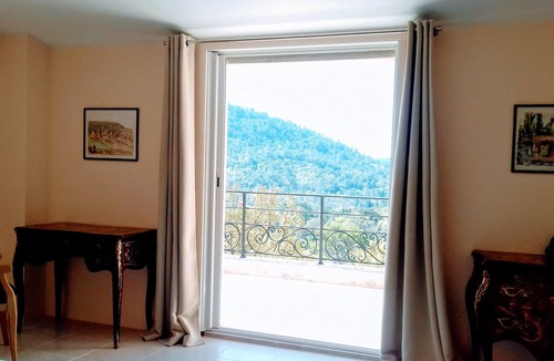Bargemon Villa | VERY NICE VILLA WITH HEATED POOL AND SUPERB VIEW ON BARGEMON AND HILLS