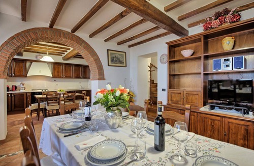 Portole Villa | Villa Portole Uno - Holiday Villa Rental in Cortona