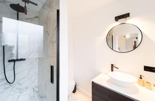 Antwerp Apartment | Your Antwerp Adventure Sleeps 4
