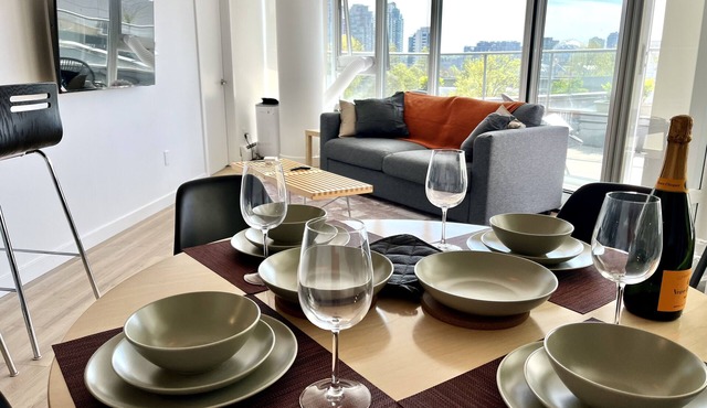 2BR+Sofabed, 2-Bath, Private 500sqft sundeck, EV Parking w/Pool, Sauna, Hot Tub