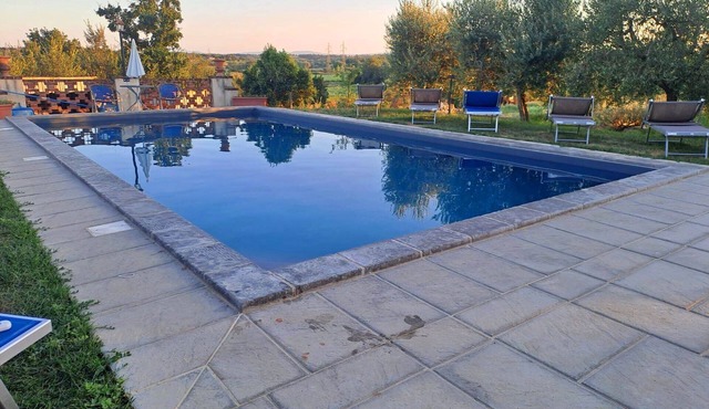 Cosy apartment for 6 guests with pool, A/C, WIFI and TV