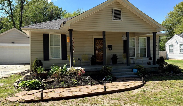 Cute bungalow located in Whitehaven near Elvis's mansion & Beale St.
