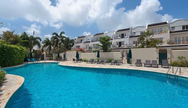 Mullins View Townhouse | a luxury 4-bedroom townhouse close to Mullins Bay Beach