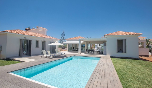 Protaras Holiday Villa Kg81 Private 3 Bedroom Villa With Pool