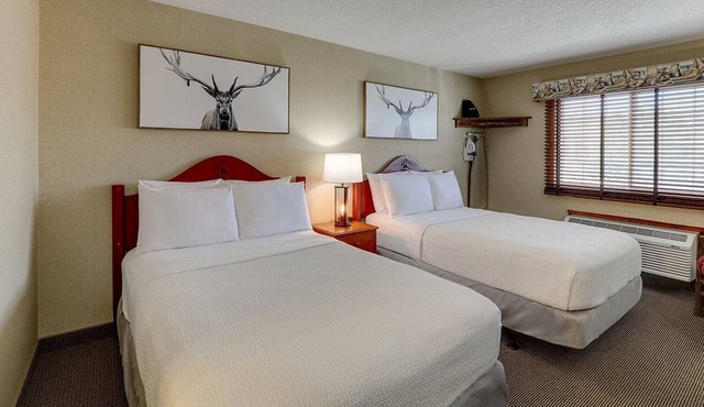 Romantic Galena Retreat: Themed Rooms & Heated Pool | 3 Units