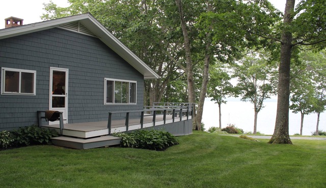 SeaScape-Trenton Oceanfront very close to Acadia Nat'l Park in tranquil setting
