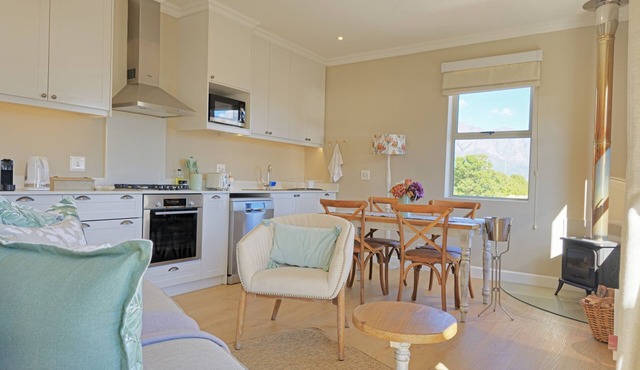 Serene Franschhoek One Bed with Breathtaking Views