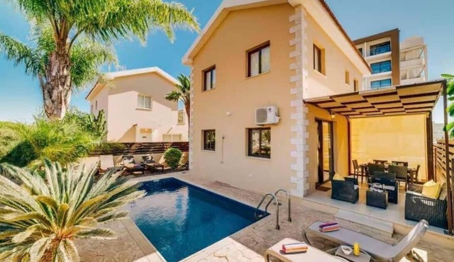 Villa Marianna in Cape Greko with heated pool